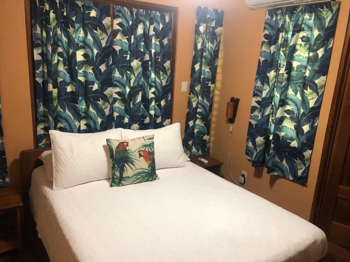Hotel El Mono Feliz Ojochal Dış mekan fotoğraf