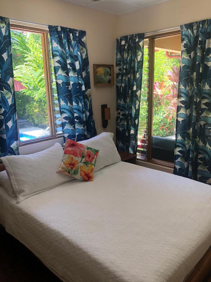 Hotel El Mono Feliz Ojochal Dış mekan fotoğraf