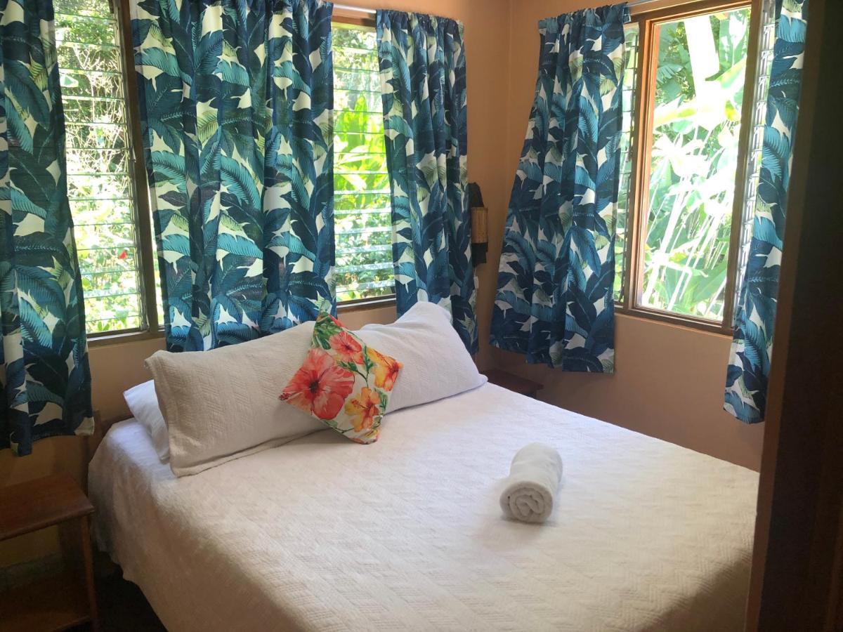Hotel El Mono Feliz Ojochal Dış mekan fotoğraf