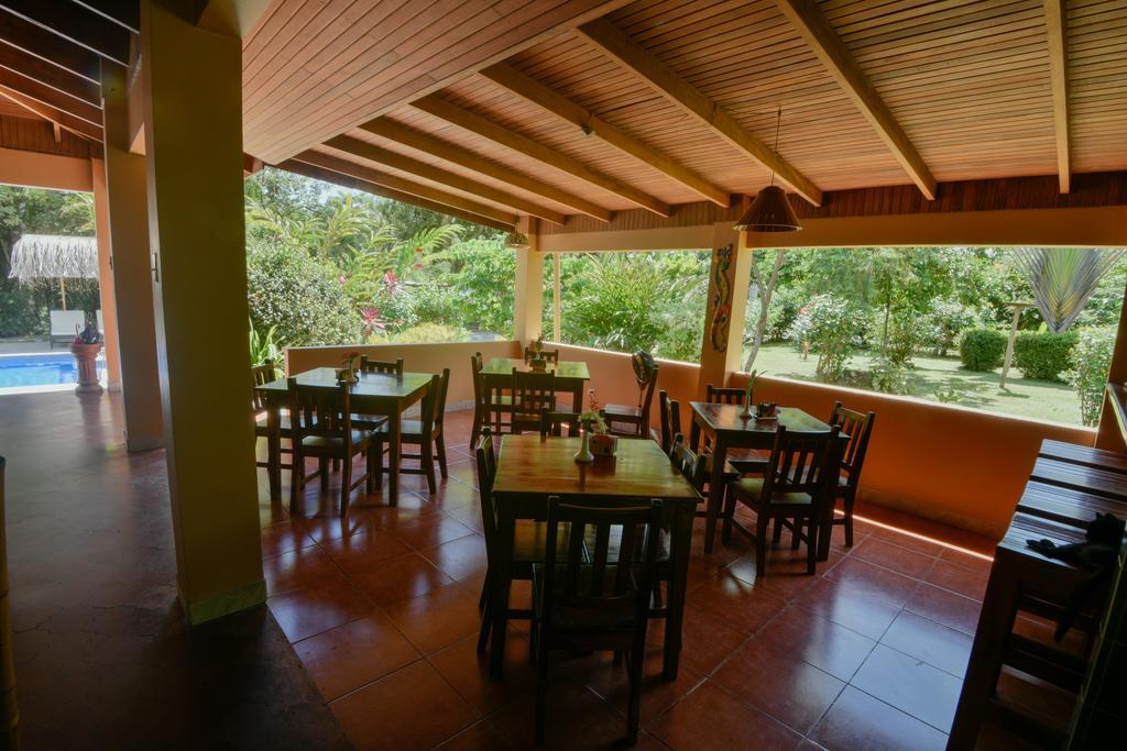 Hotel El Mono Feliz Ojochal Dış mekan fotoğraf