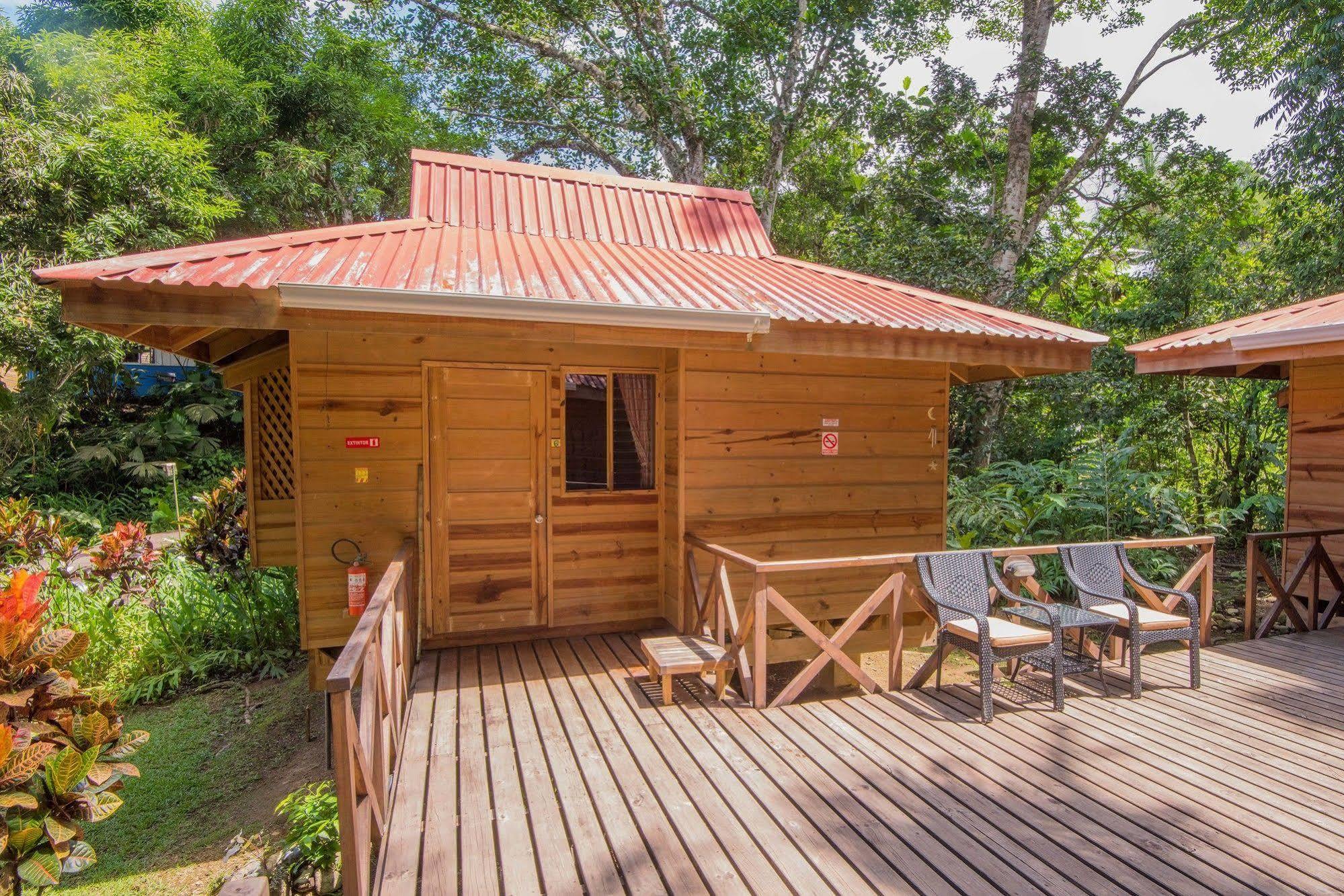 Hotel El Mono Feliz Ojochal Dış mekan fotoğraf